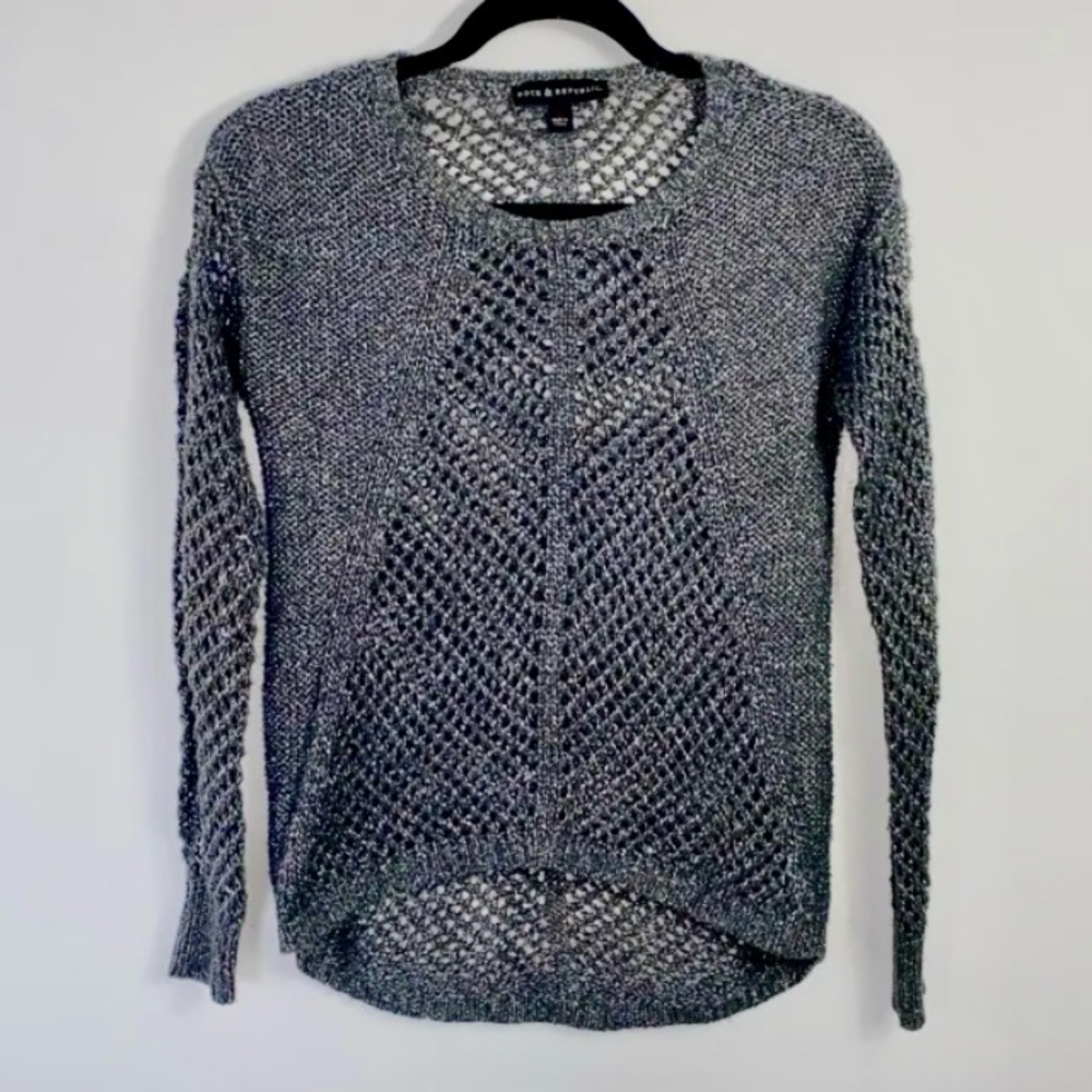 Rock & Republic Gray Shimmery Crochet High-Low Sweater w/ Chain Down Sleeves XS